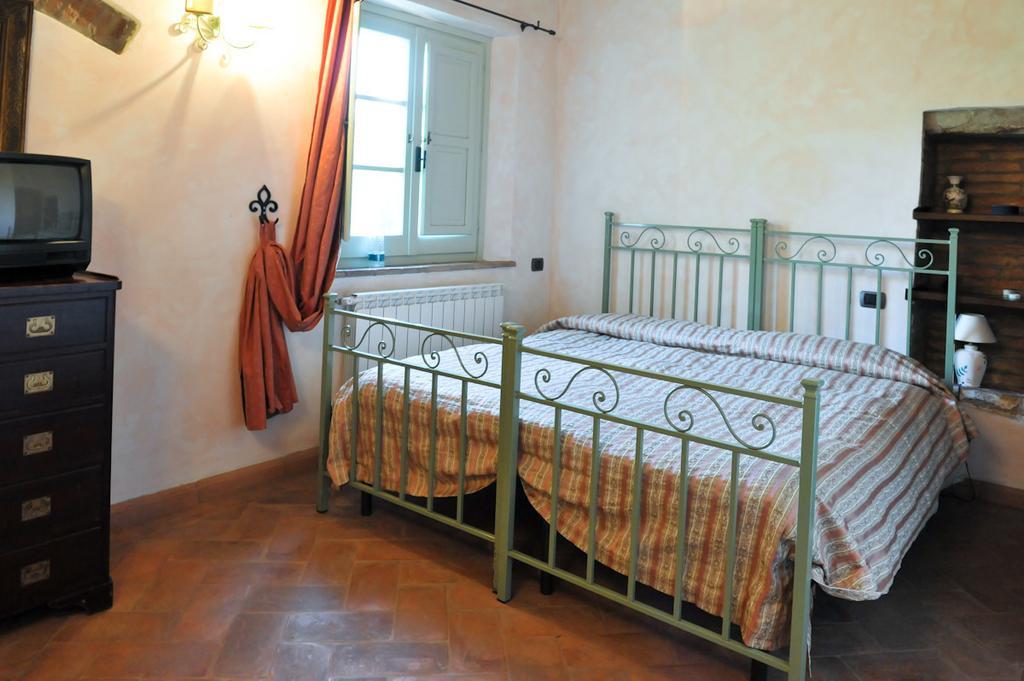 La Fonte Carducciana Villa San Casciano dei Bagni Værelse billede